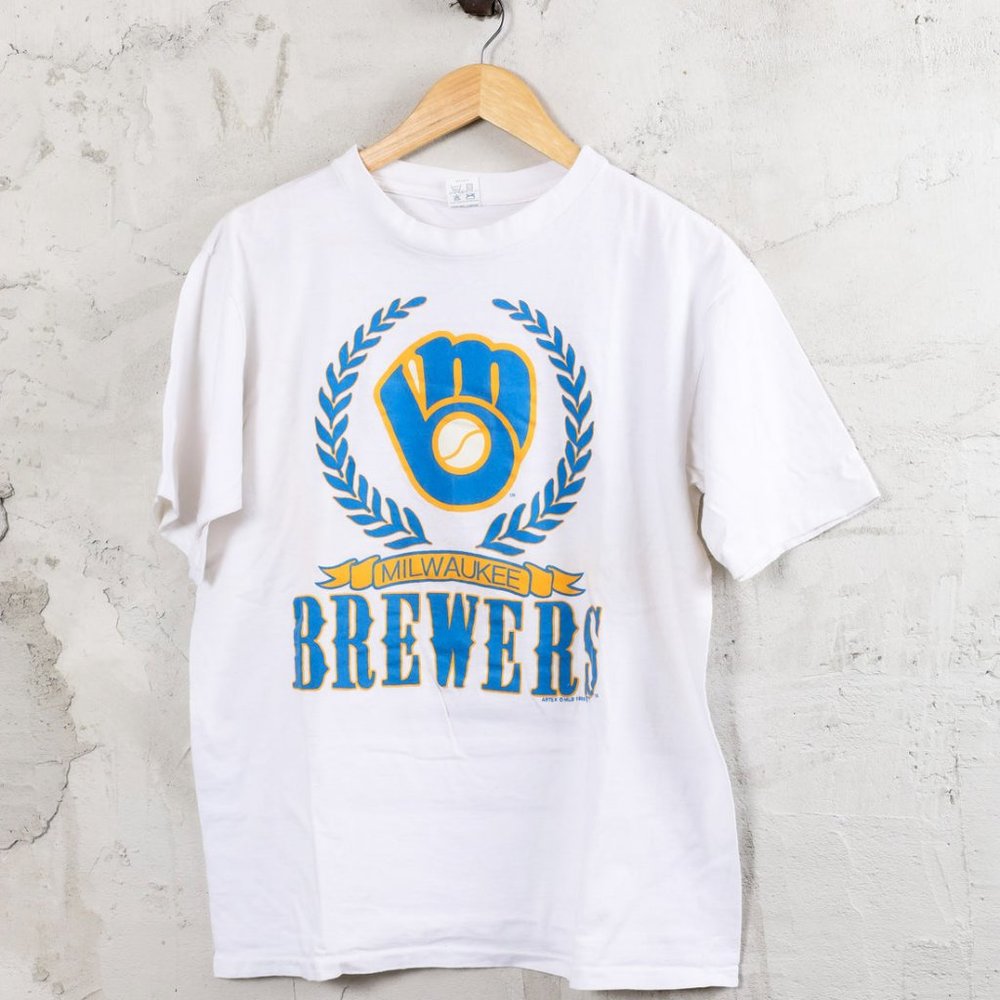 Vintage Thrift 1989 Milwaukee Brewers Collection Shirt Collection Tee